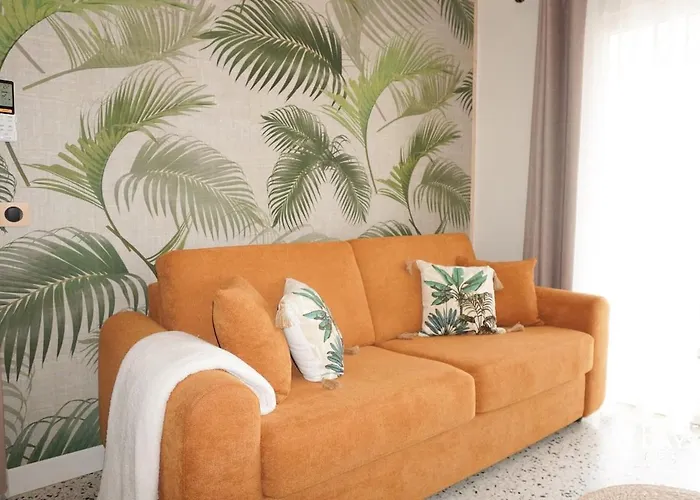Holidays Sylvia Comfort And Style Empuriabrava